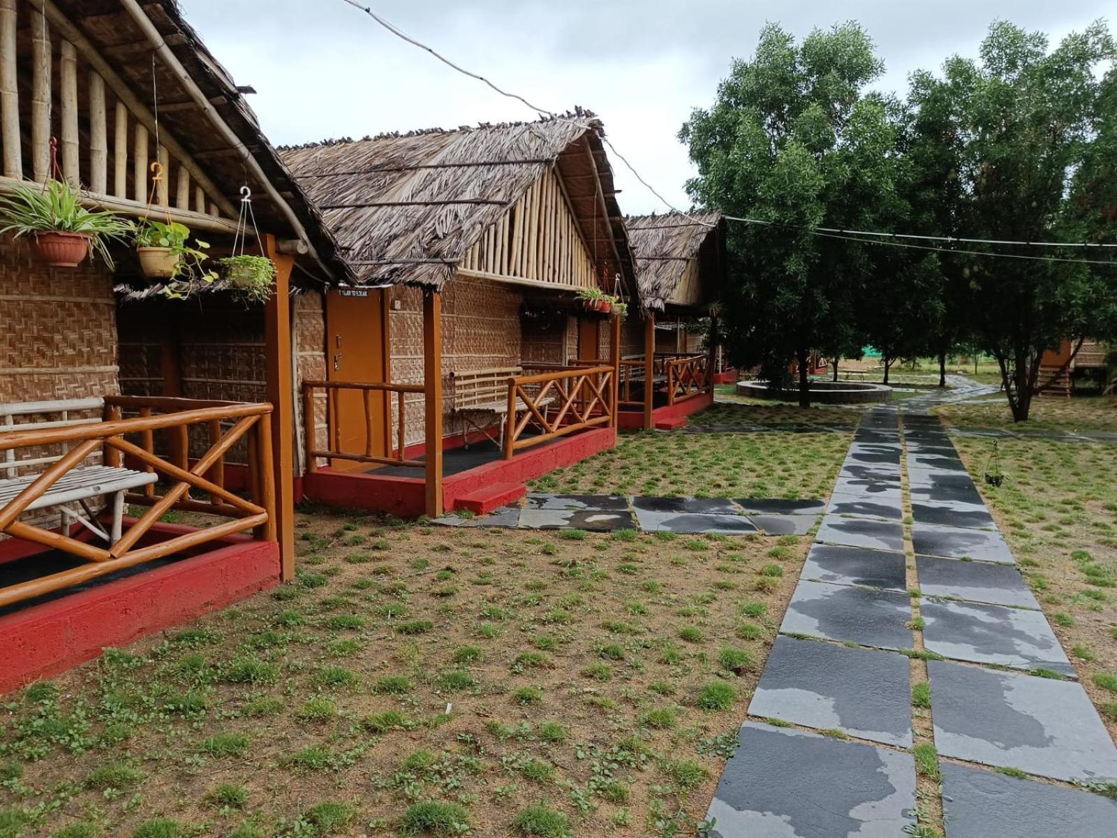 Hampi Wildstone Hotel Exterior photo